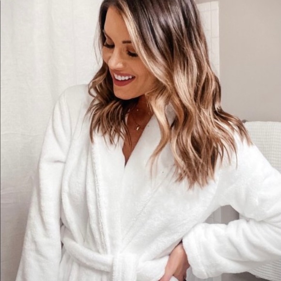 Parachute Other - Parachute classic bathrobe: white size large